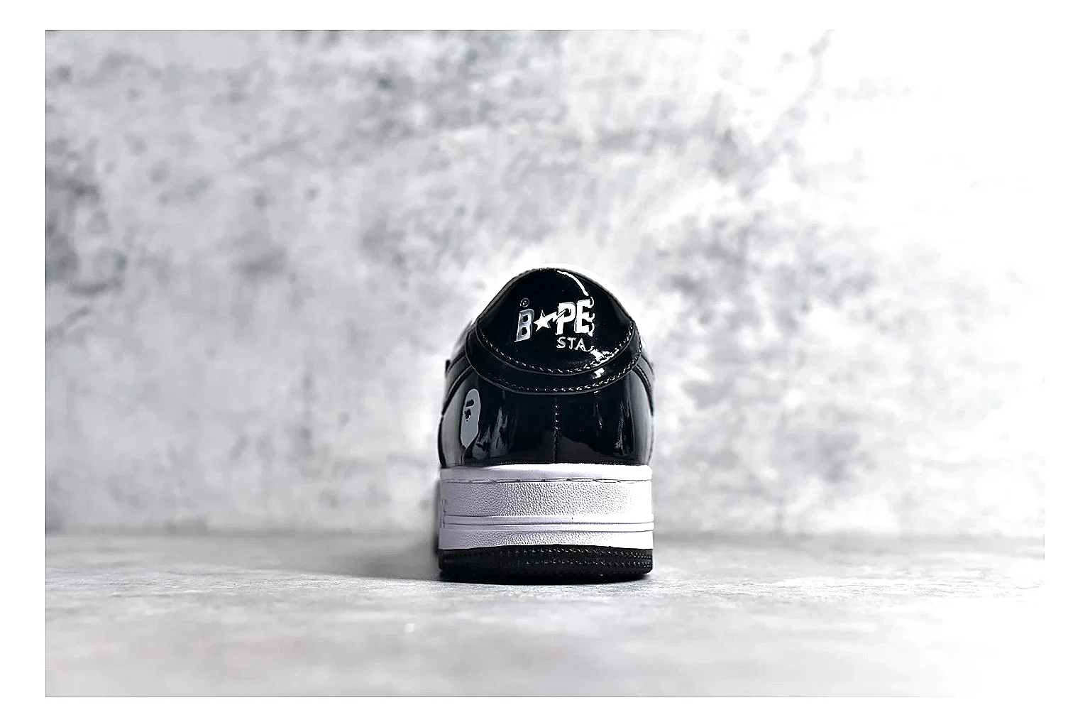 kakoscout.com A Bathing Ape Bapesta Low Black White comparison signal card six-photo gallery thumbnail 4