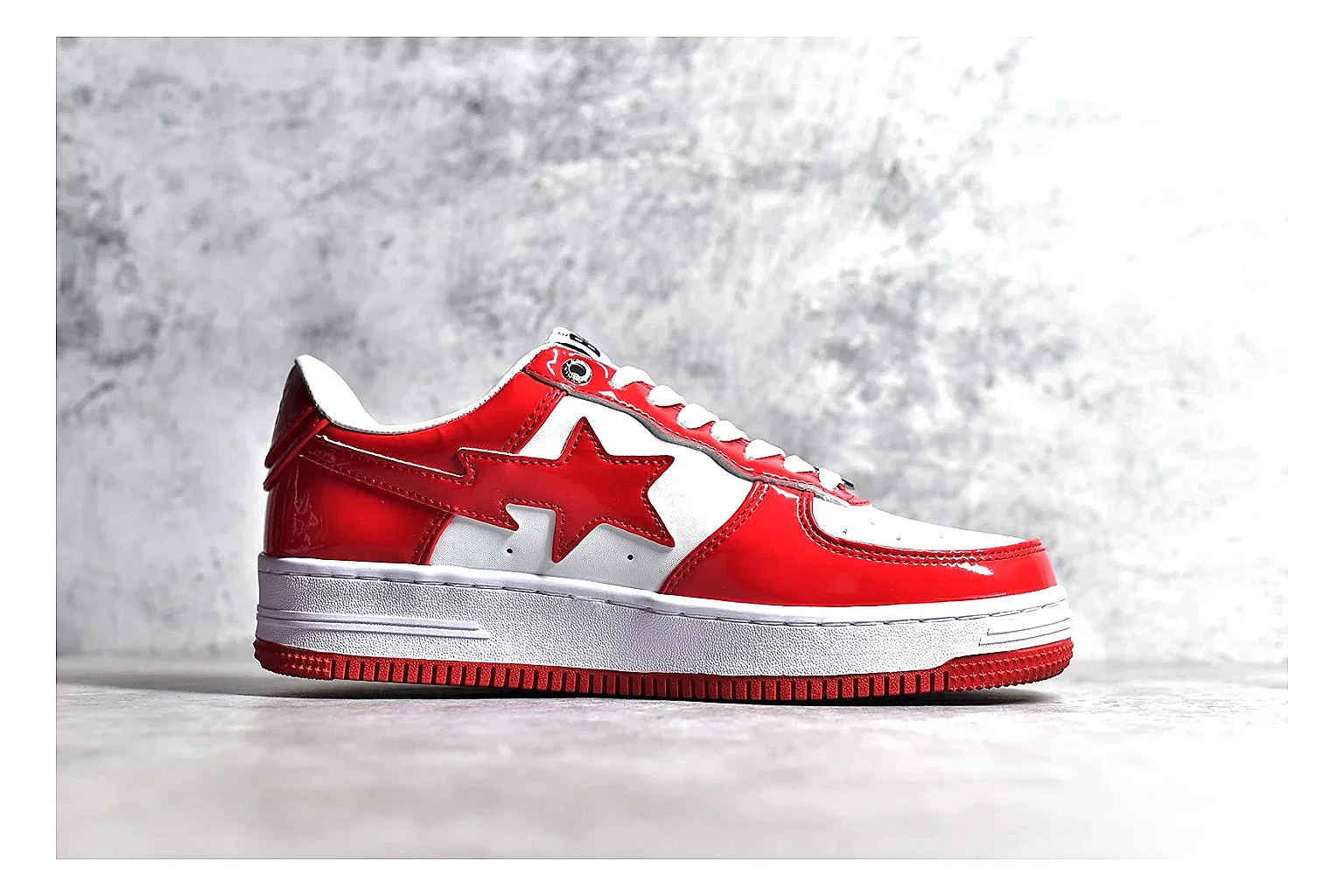 kakoscout.com A Bathing Ape Bapesta Low Red White comparison signal card six-photo gallery