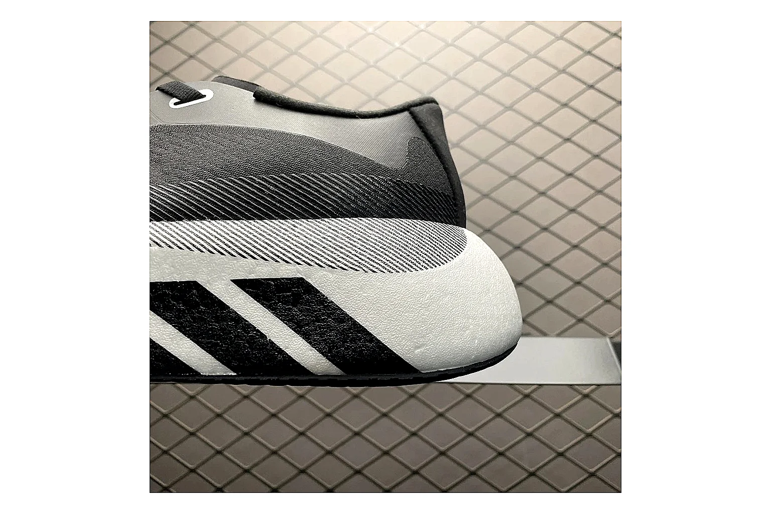 Adidas Adistar Cushion Grey Black comparison signal photo with black grey adistar cushion runner with mixed upper and runner shape thumbnail 3