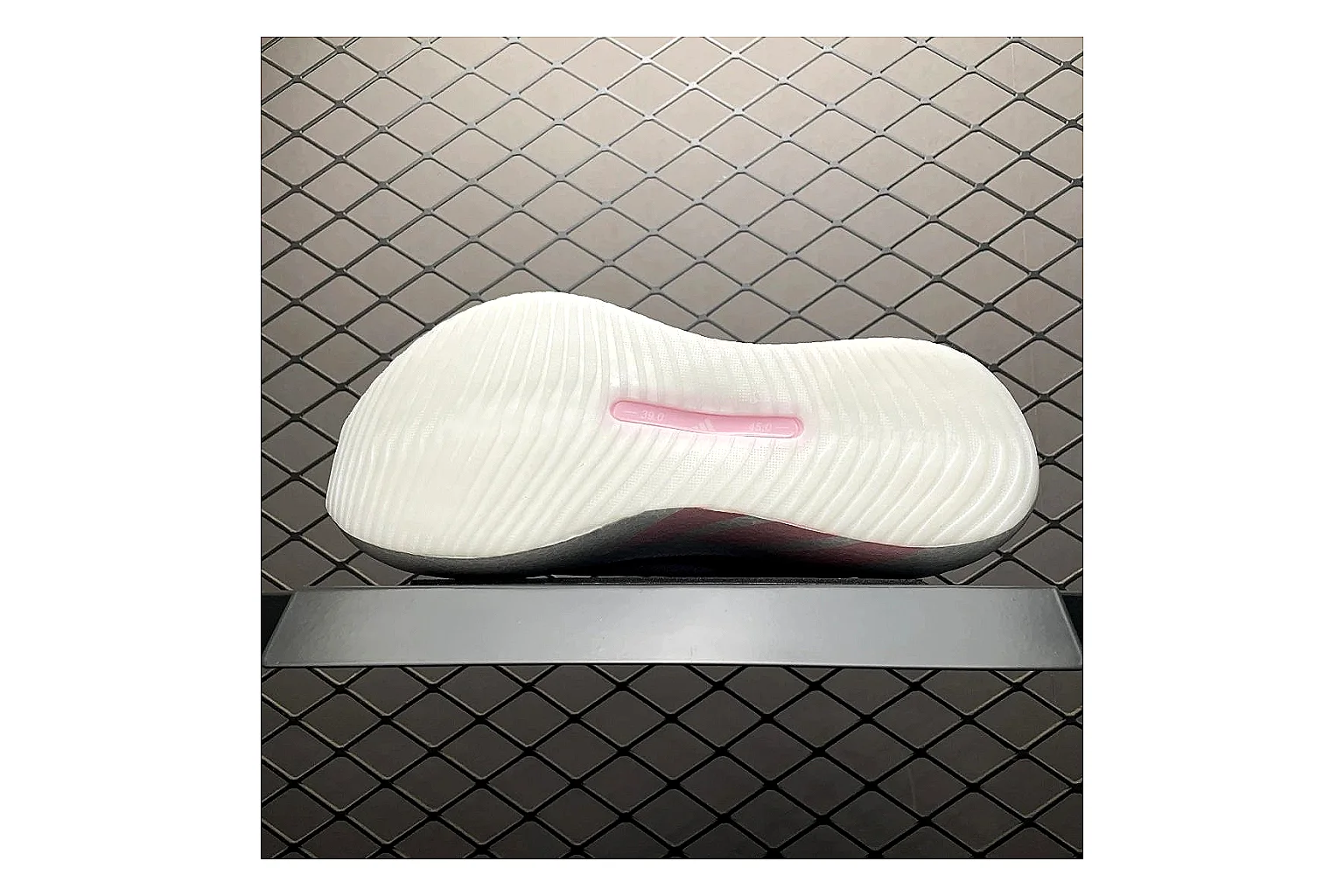 Adidas Adistar Cushion Pink comparison signal photo with white pink adistar cushion runner with mixed upper and runner shape thumbnail 4