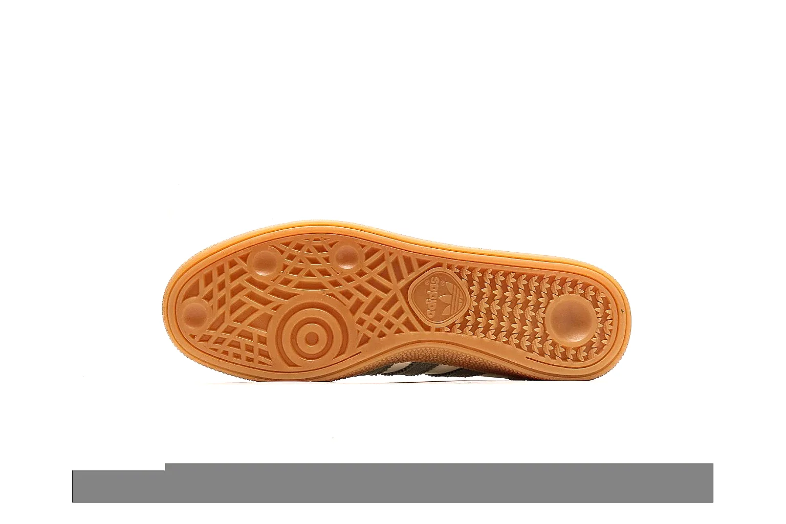 Kako Scout comparison images for Adidas Beige Gold Terrace Sneaker thumbnail 3