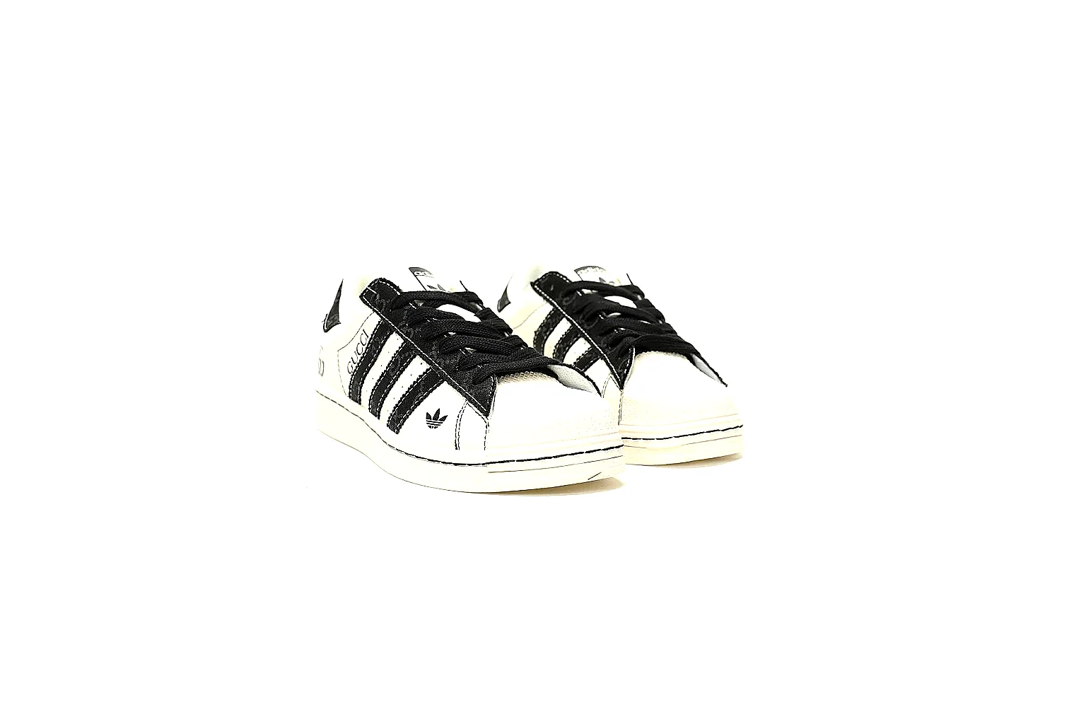 Kako Scout comparison images for Adidas Black White Terrace Sneaker thumbnail 4
