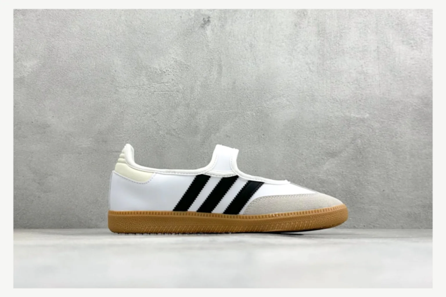 Adidas Samba Jane Black White Samba Style comparison proof image SKU 1182167401 thumbnail 6