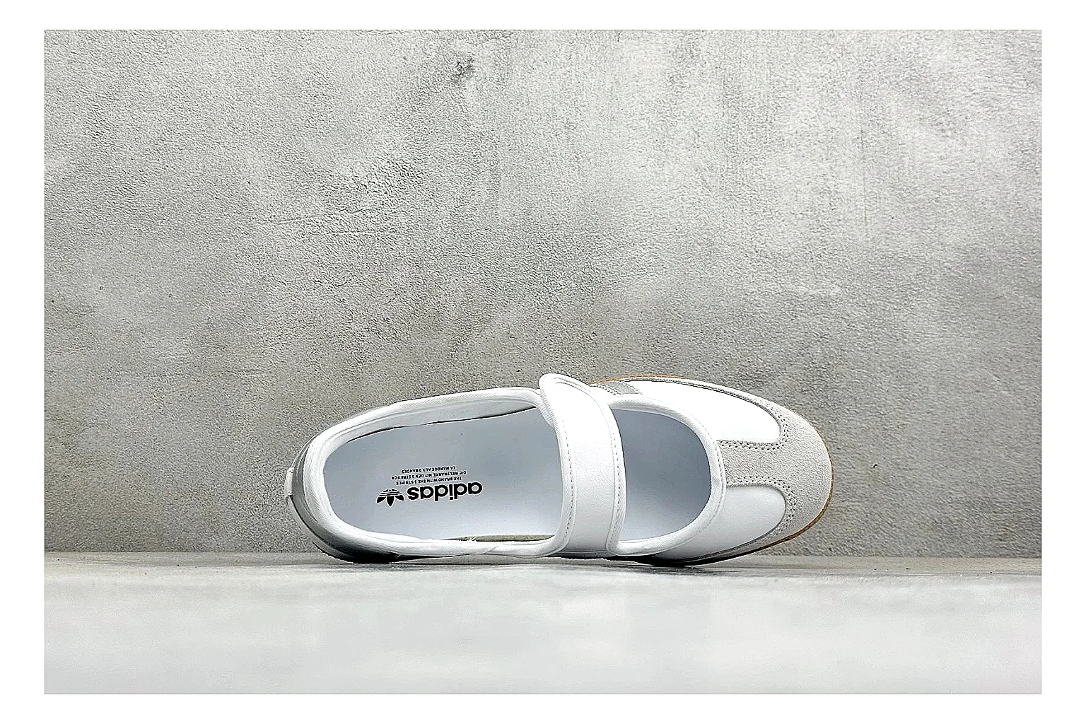 Adidas Samba Jane white comparison signal image thumbnail 2