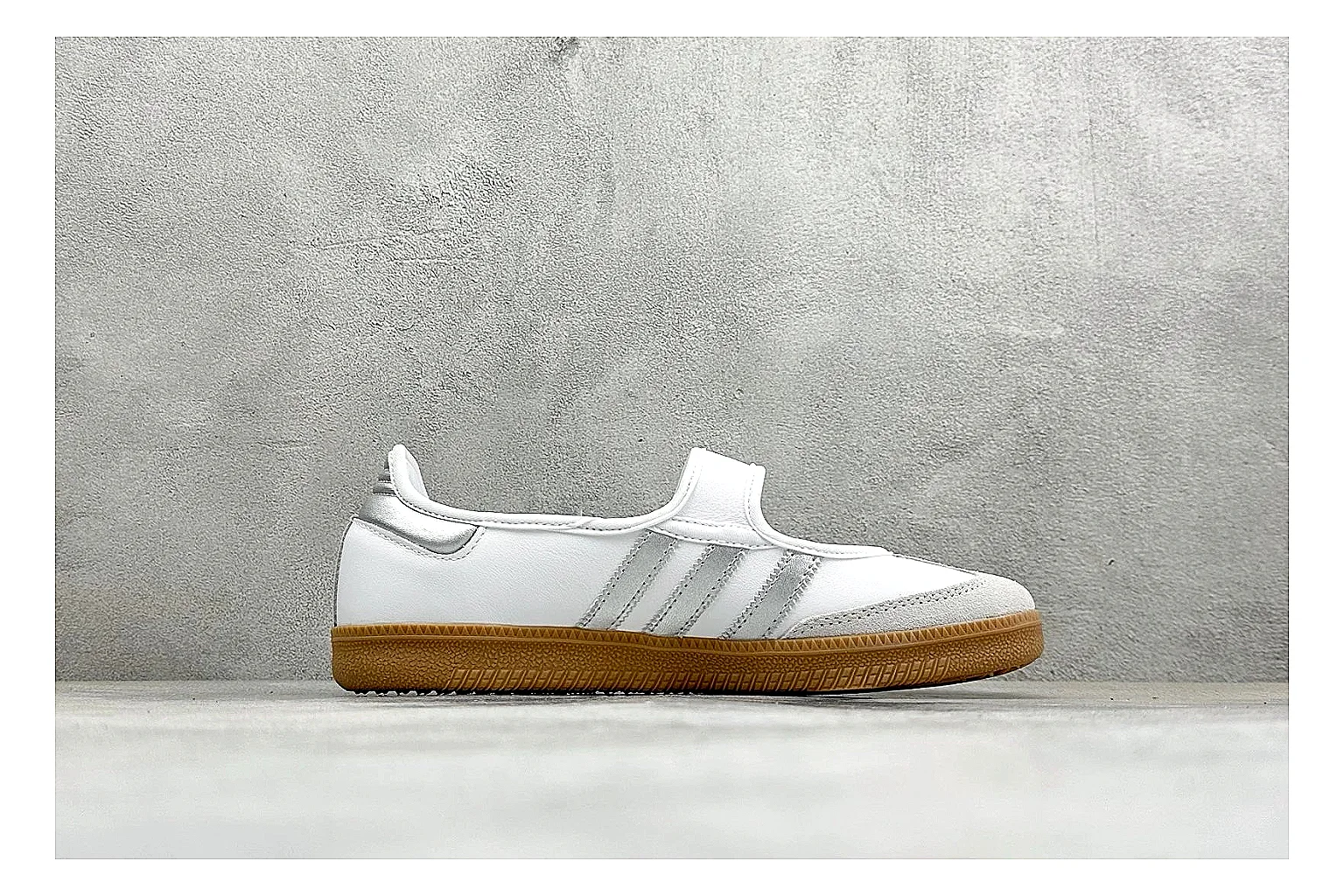 Adidas Samba Jane white comparison signal image thumbnail 6