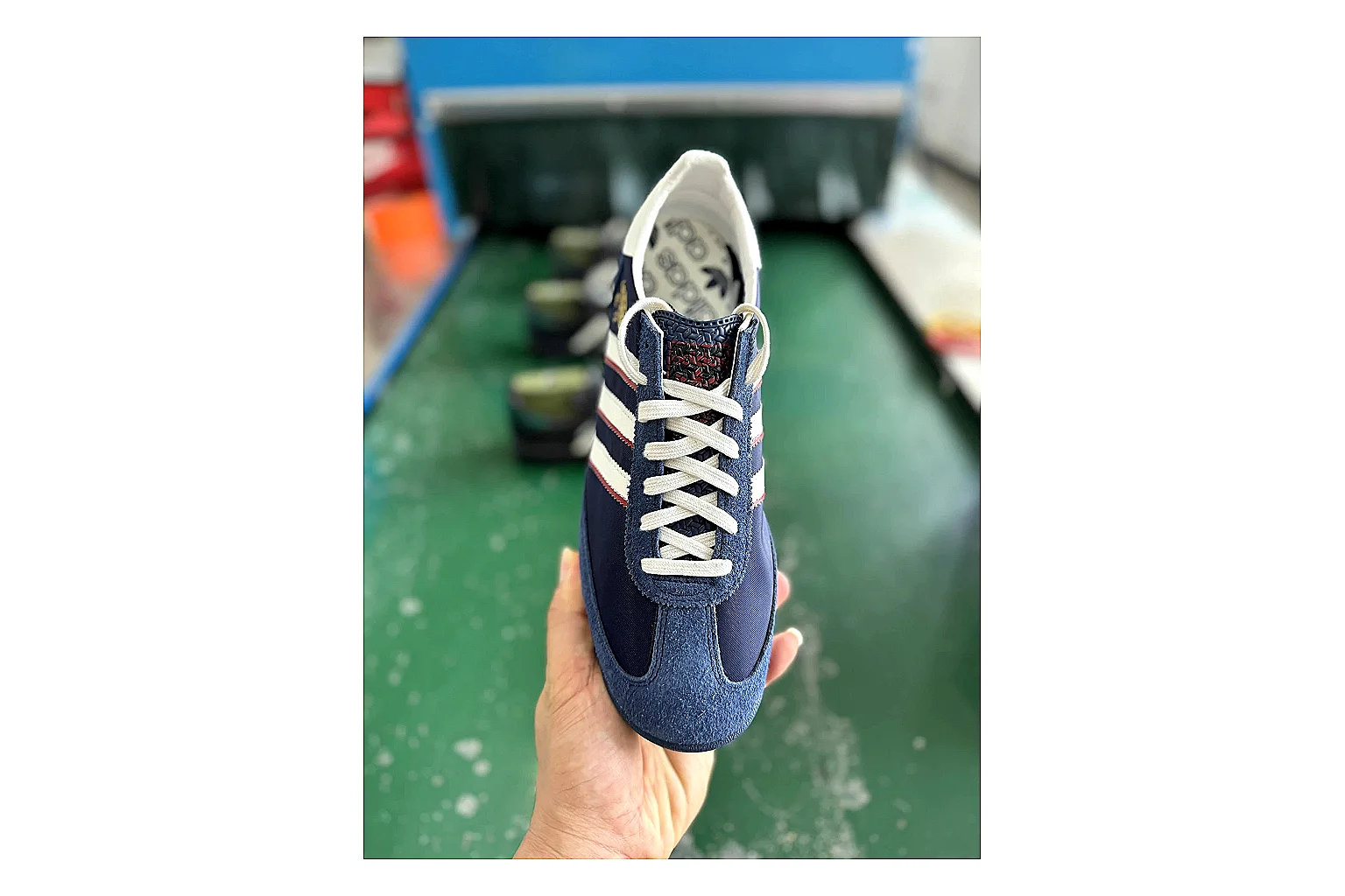 Adidas SL 72 RS Blue White comparison signal photo with white red blue sl 72 rs retro runner with mixed upper and runner shape