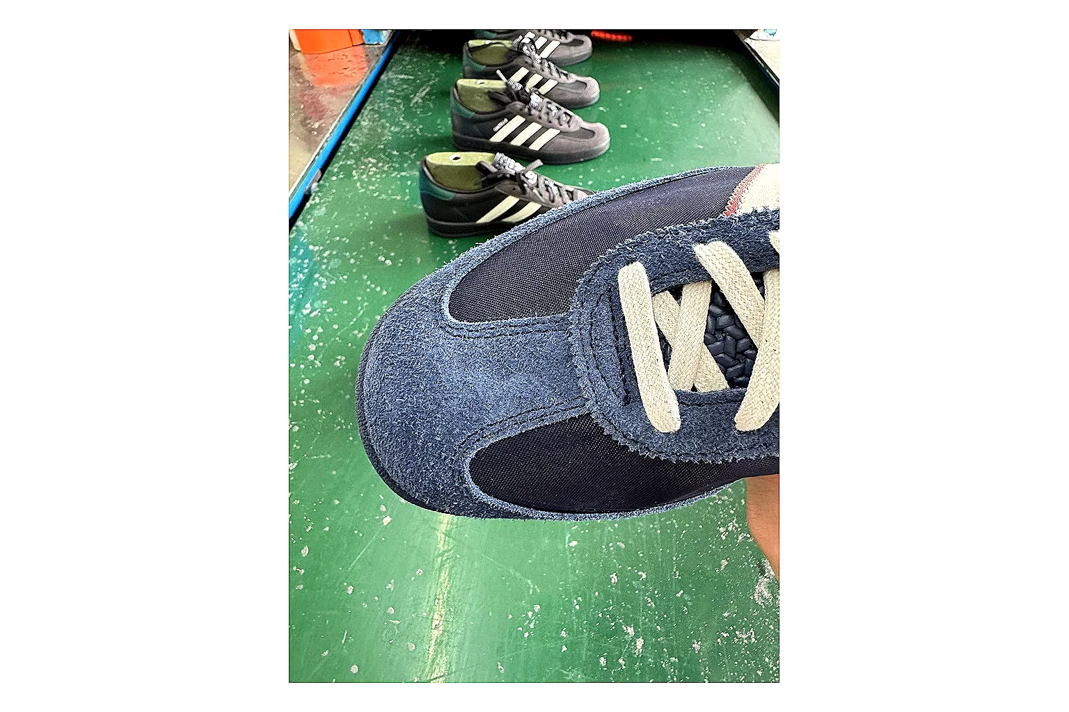 Adidas SL 72 RS Blue White comparison signal photo with white red blue sl 72 rs retro runner with mixed upper and runner shape thumbnail 3