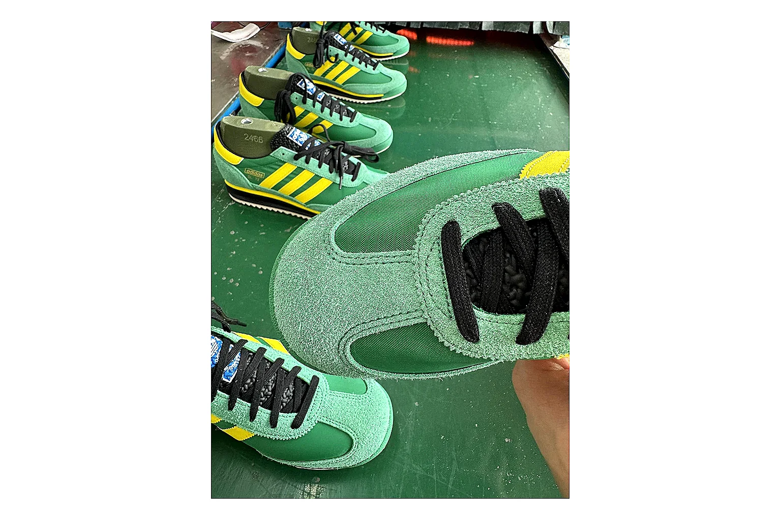 Adidas SL 72 RS Green Yellow comparison signal photo with green yellow sl 72 rs retro runner with mixed upper and runner shape thumbnail 3
