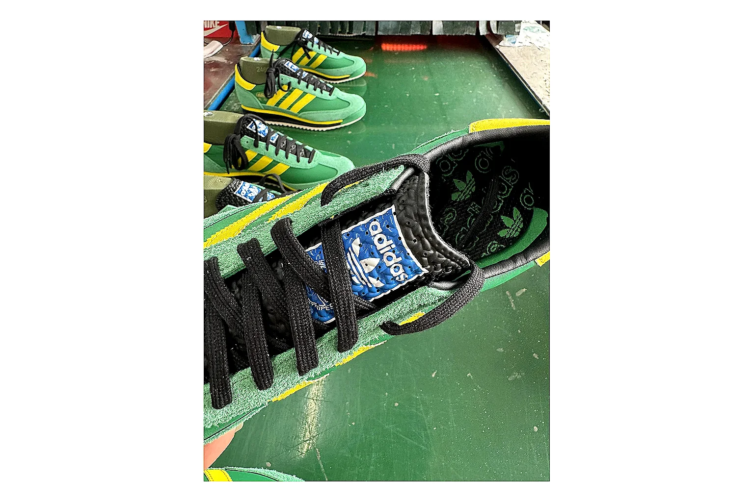 Adidas SL 72 RS Green Yellow comparison signal photo with green yellow sl 72 rs retro runner with mixed upper and runner shape thumbnail 4