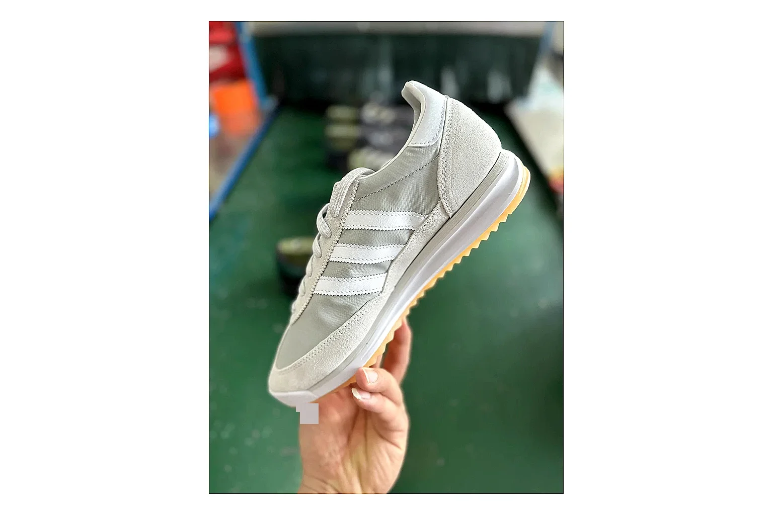 Adidas SL 72 RS White Grey comparison signal photo with white grey sl 72 rs retro runner with mixed upper and runner shape