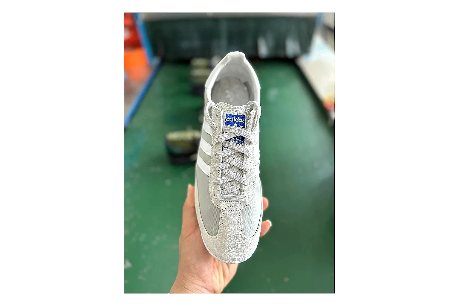 Adidas SL 72 RS White Grey comparison signal photo with white grey sl 72 rs retro runner with mixed upper and runner shape