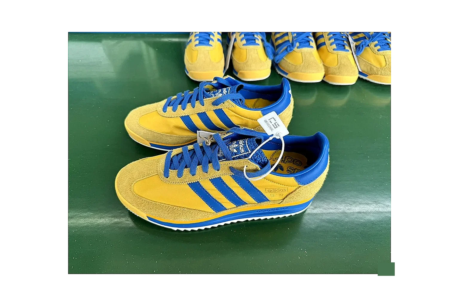 Adidas SL 72 RS Yellow Blue comparison signal photo with yellow blue sl 72 rs retro runner with mixed upper and runner shape