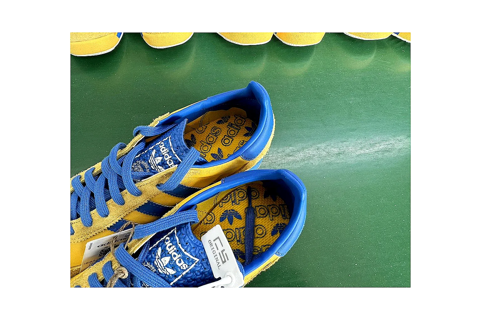 Adidas SL 72 RS Yellow Blue comparison signal photo with yellow blue sl 72 rs retro runner with mixed upper and runner shape thumbnail 5