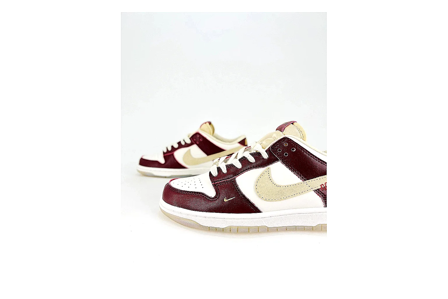 kakoscout.com Adidas Terrace Burgundy White comparison signal card six-photo gallery thumbnail 4
