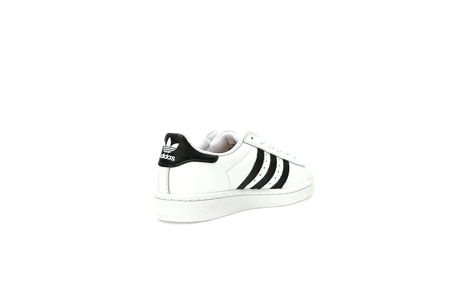 Kako Scout comparison images for Adidas White Black Low Trainer thumbnail 6