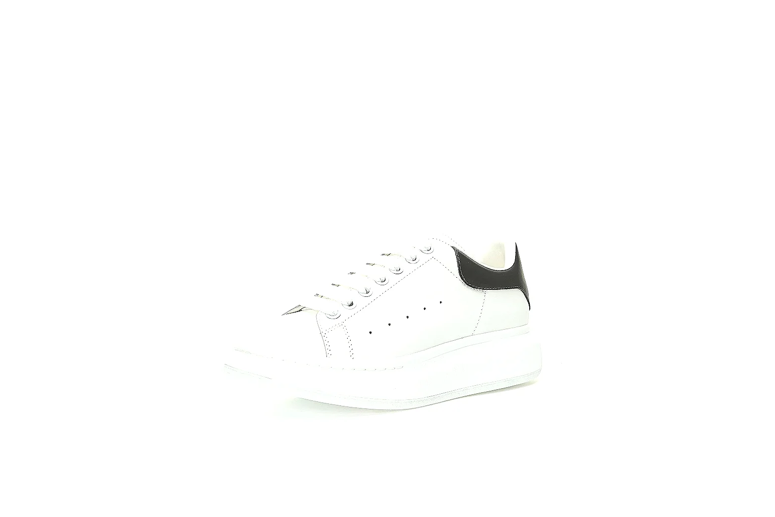 Kako Scout comparison images for Adidas White Black Stan Smith Sneaker thumbnail 6