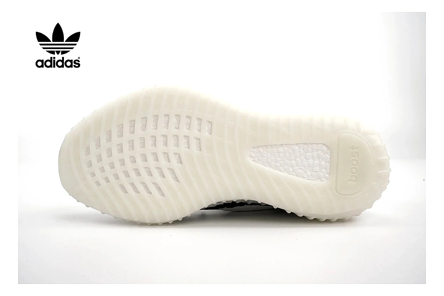 Adidas Yeezy Boost 350 White Sneaker 5033 comparison gallery with QC evidence thumbnail 3