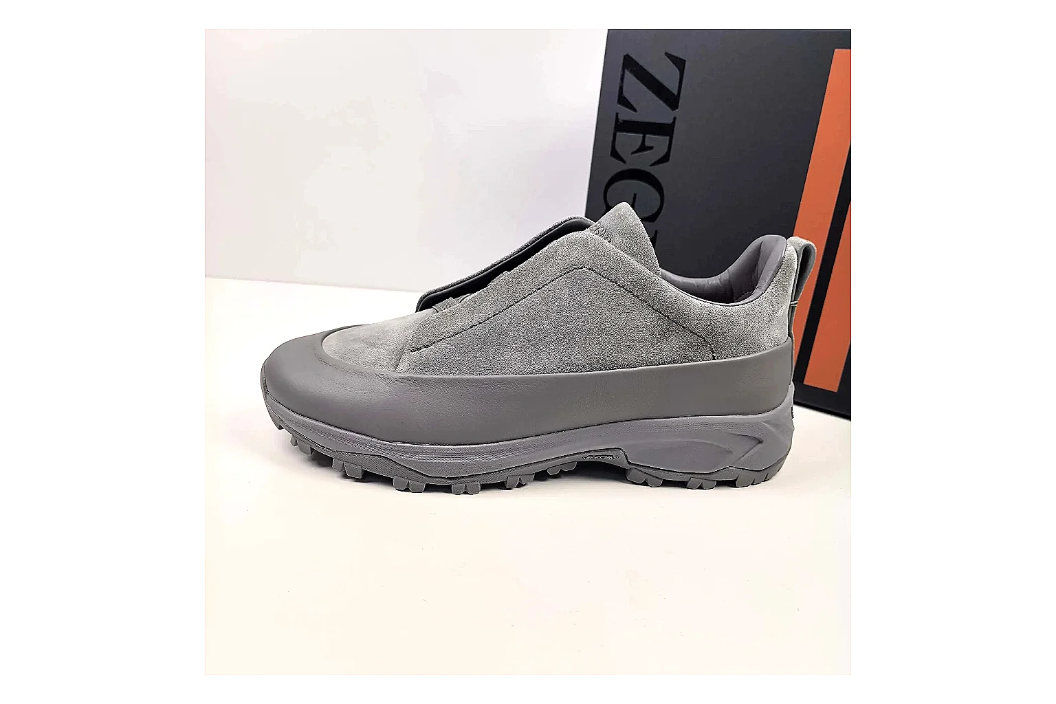 kakoscout.com Adidas Yeezy Slip On Gray comparison signal card six-photo gallery thumbnail 2