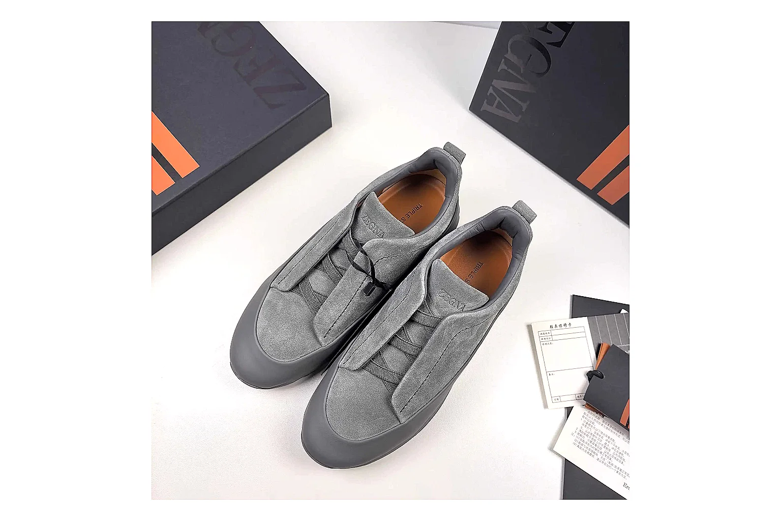 kakoscout.com Adidas Yeezy Slip On Gray comparison signal card six-photo gallery