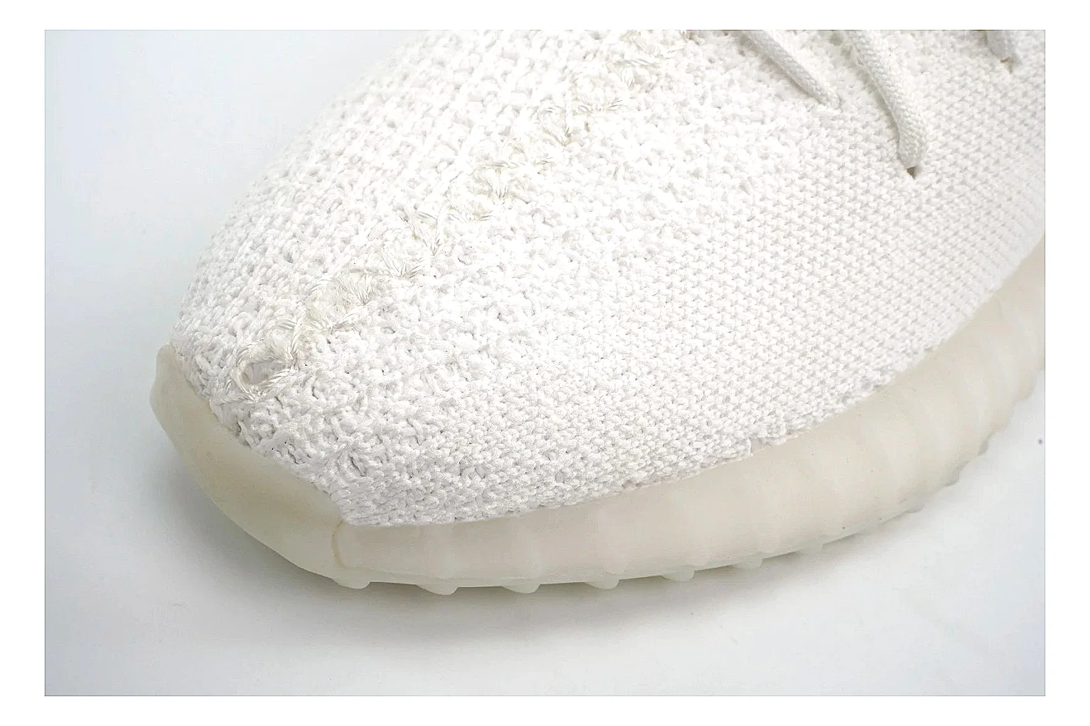 kakoscout.com Adidas Yeezy White comparison signal card six-photo gallery thumbnail 5