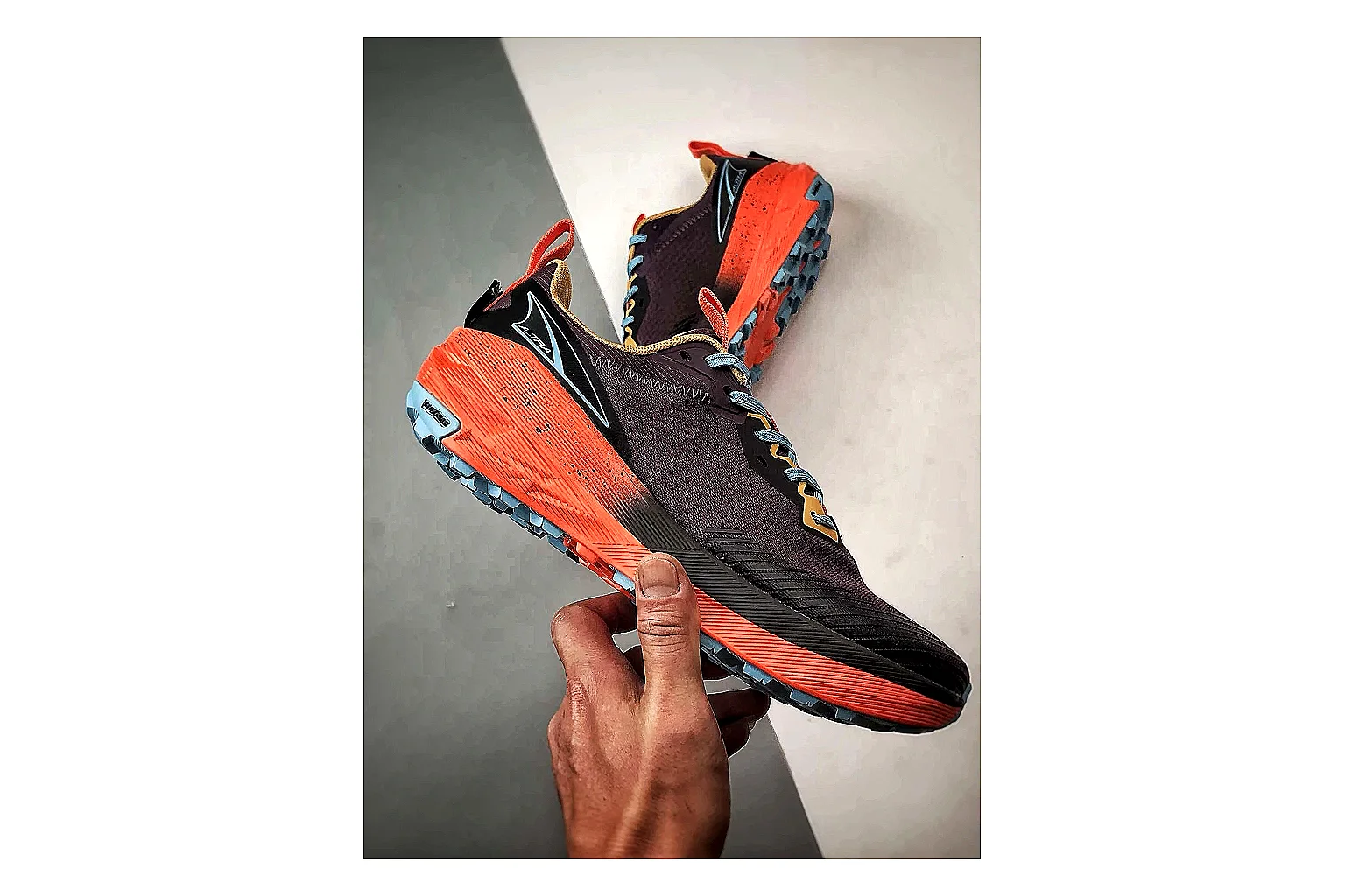 Altra Foots Hape Mixed Sneakers comparison signal image SKU 1182167000 thumbnail 3