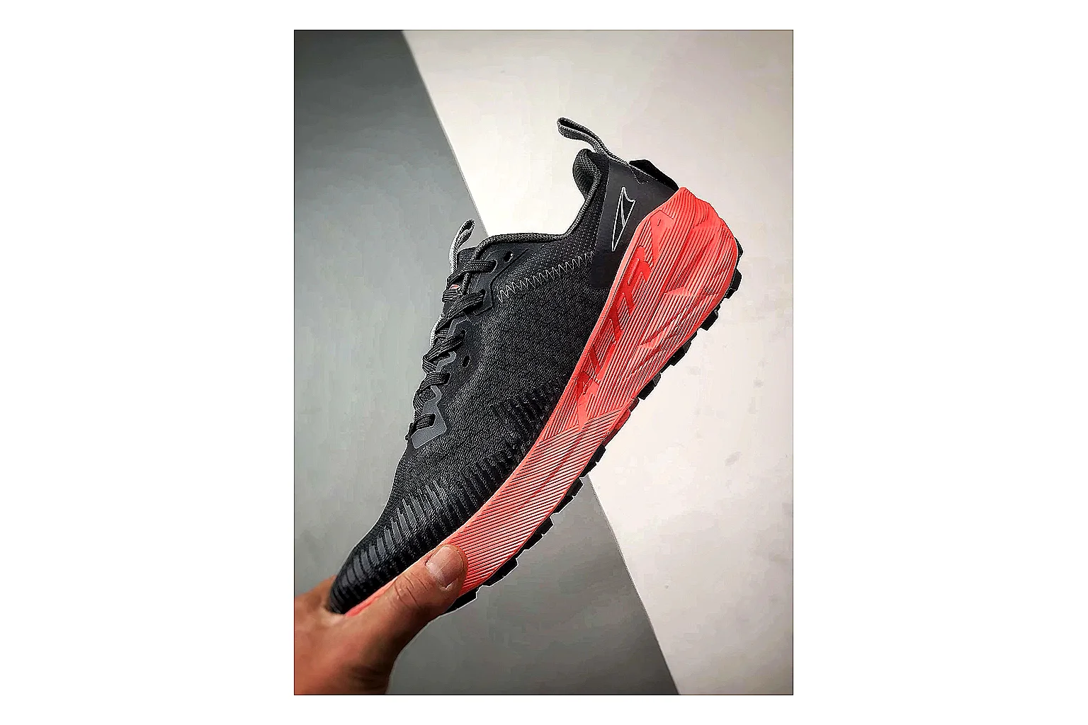Altra Foots Hape Mixed Sneakers comparison signal image SKU 1182167014 thumbnail 5