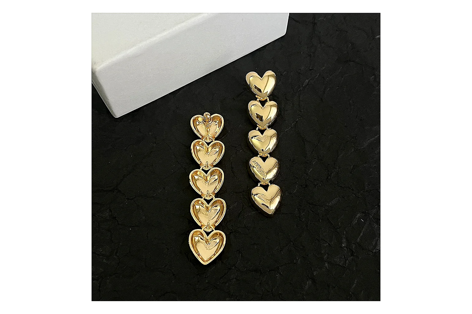 Ambush Heart Accessory Mixed Accessory comparison signal image SKU 1194847714 thumbnail 4