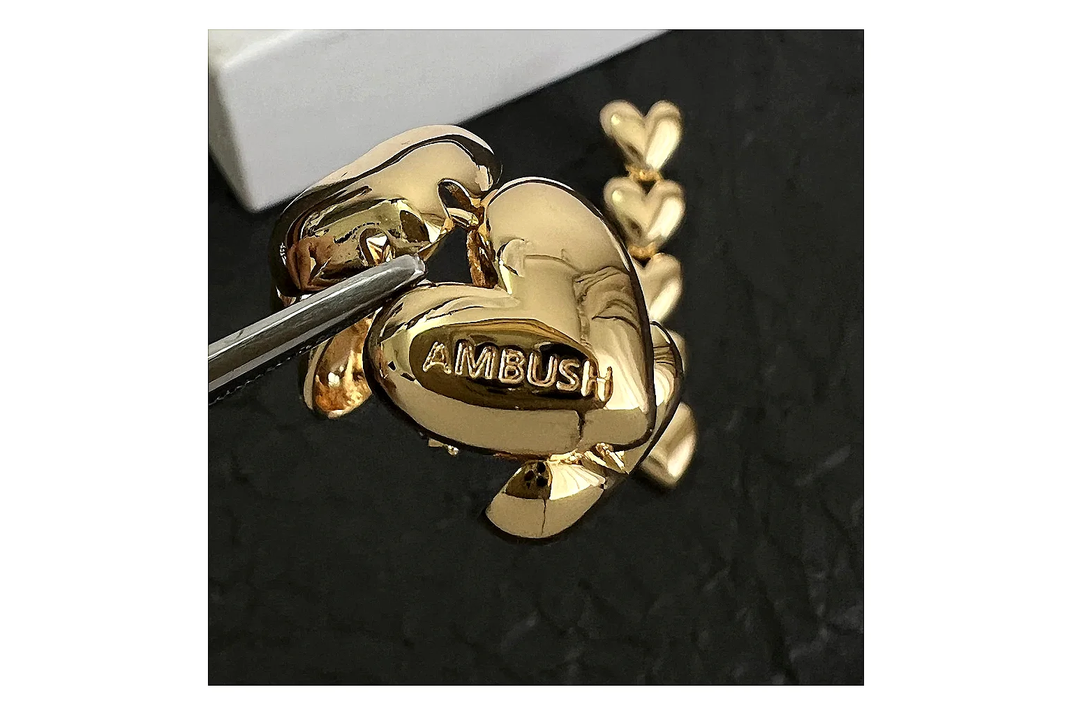 Ambush Heart Accessory Mixed Accessory comparison signal image SKU 1194847714 thumbnail 5
