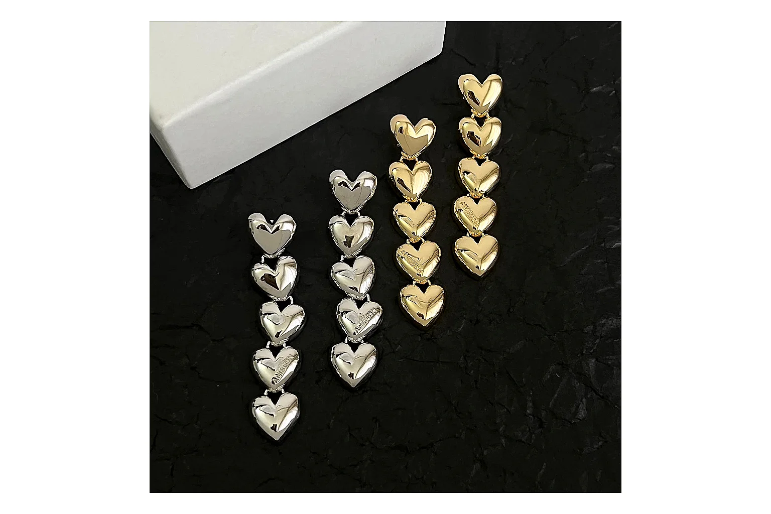Ambush Heart Accessory Mixed Accessory comparison signal image SKU 1194847714 thumbnail 6