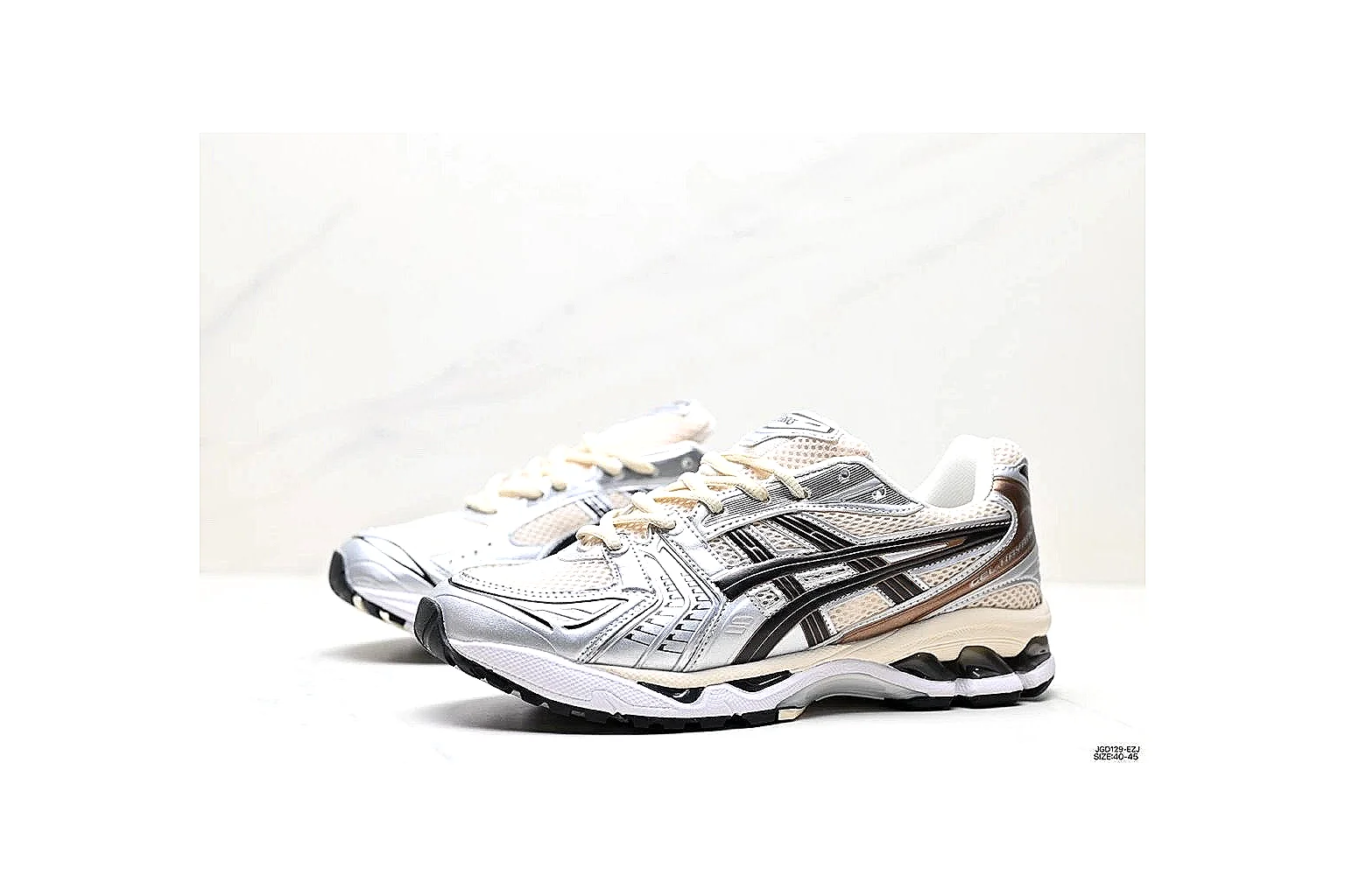 kakoscout.com Asics Gel Kayano Gray Black comparison signal card six-photo gallery thumbnail 3