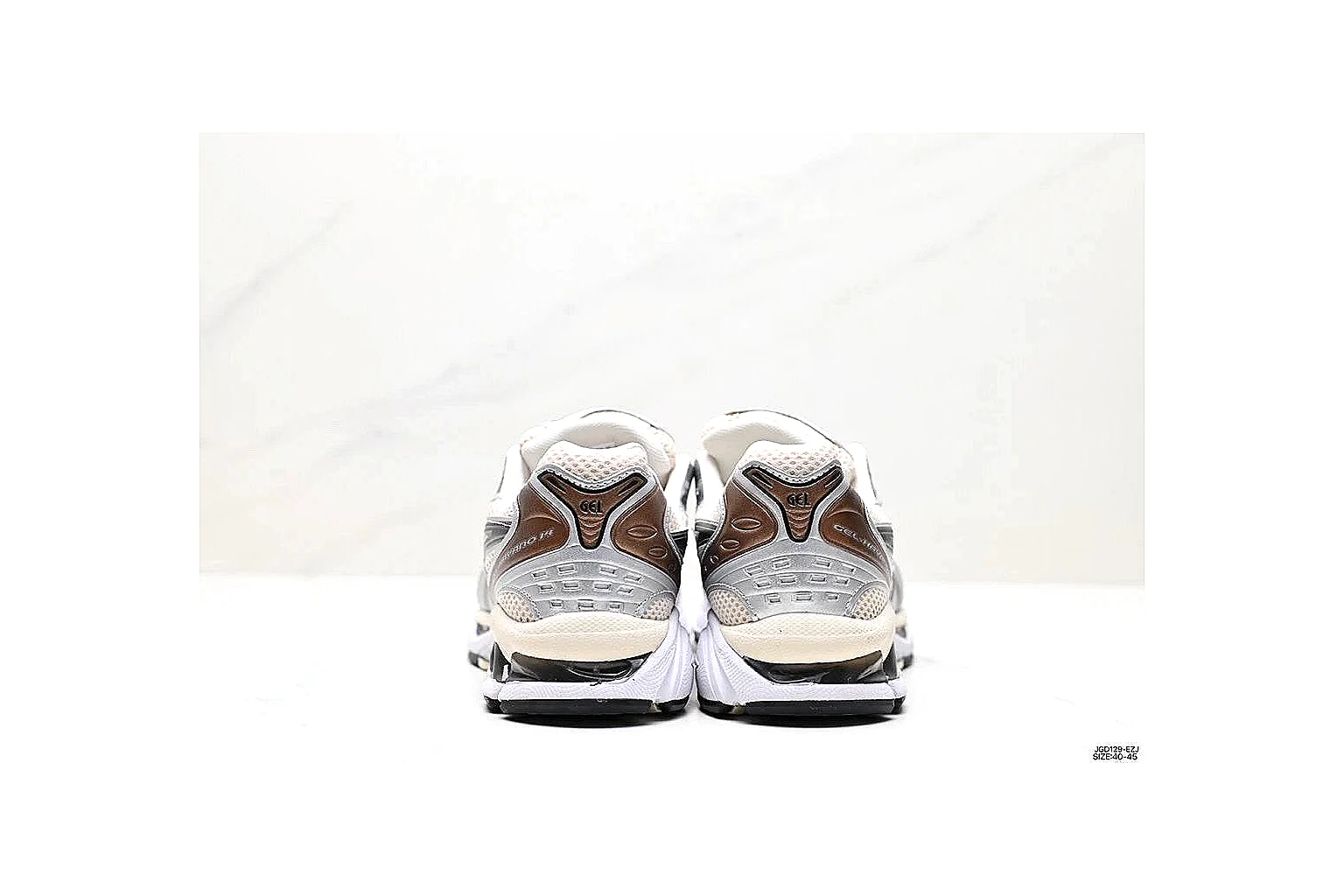 kakoscout.com Asics Gel Kayano Gray Black comparison signal card six-photo gallery thumbnail 5