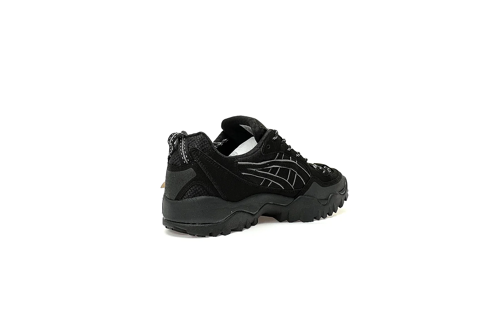 ASICS GEL-Pickax black runner with silver side stripes and lug sole