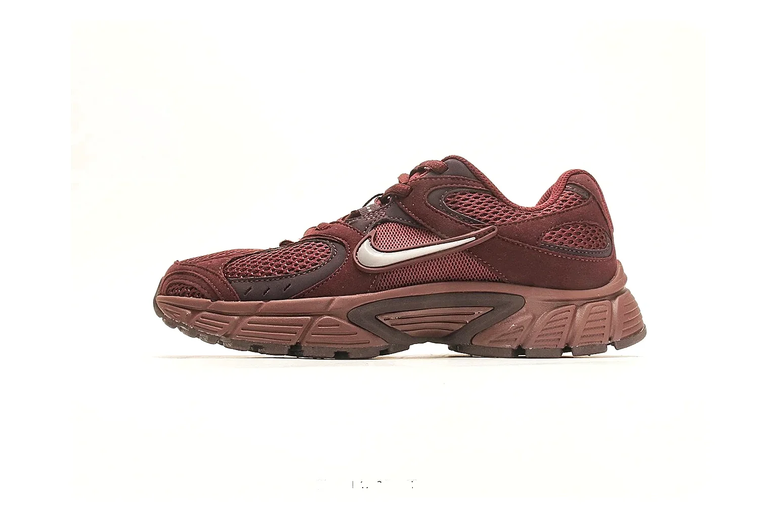 Asics Gel Runner Brown comparison photo showing brown mesh-leather runner upper, layered Asics panels, retro running shape, and cushioned sole