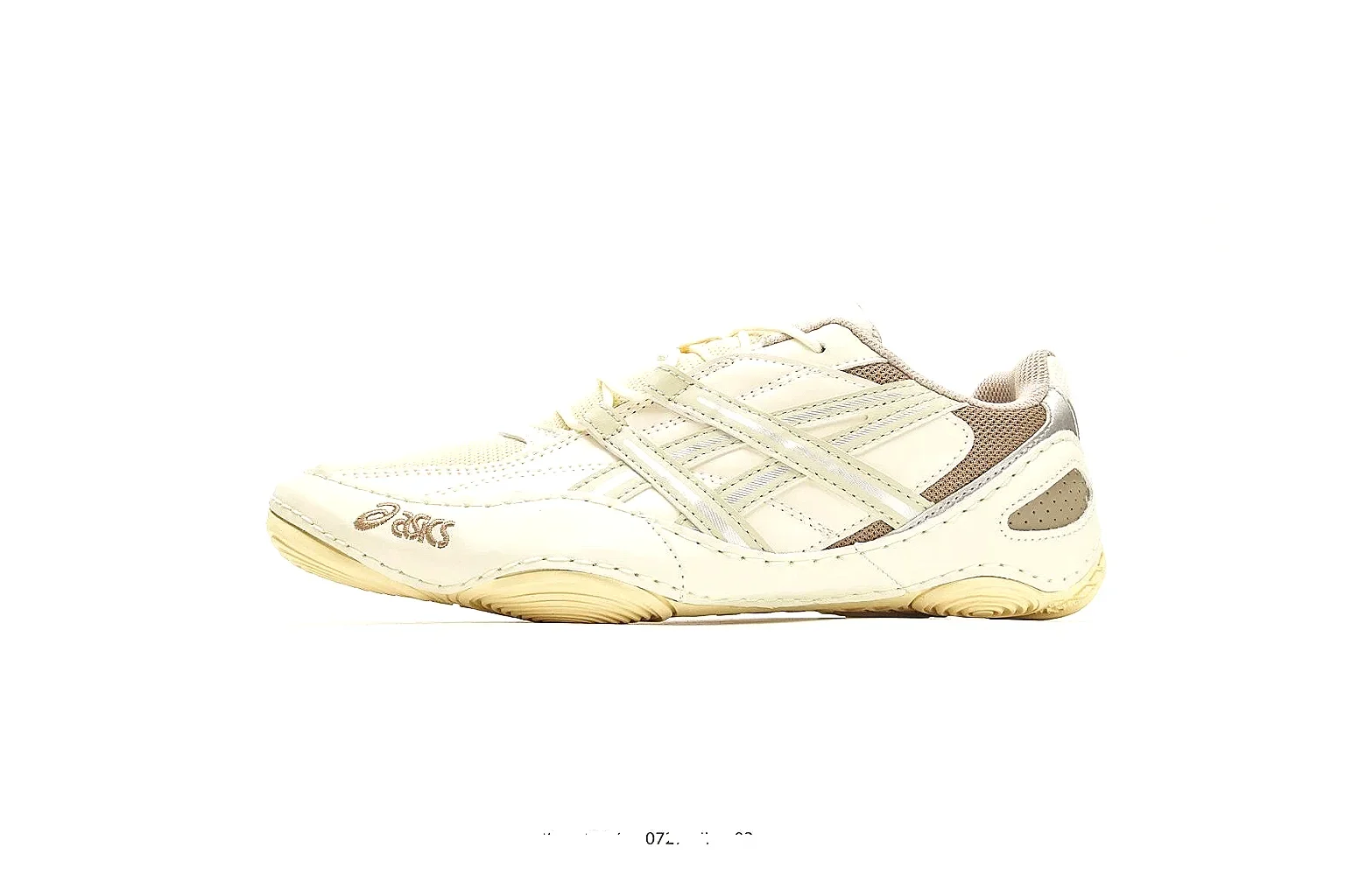 Asics Gel Runner Cream Brown comparison photo showing cream brown mesh-leather upper, Asics side panels, retro runner shape, and cushioned sole