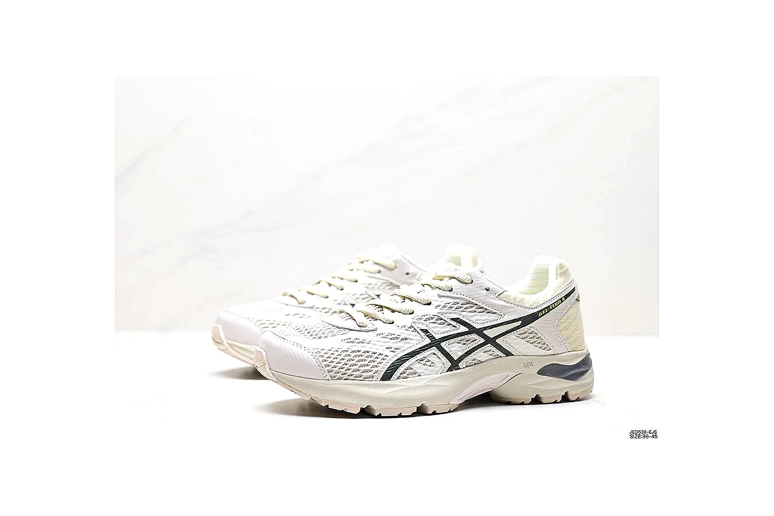 kakoscout.com Asics Gel Runner White Gray comparison signal card six-photo gallery thumbnail 3
