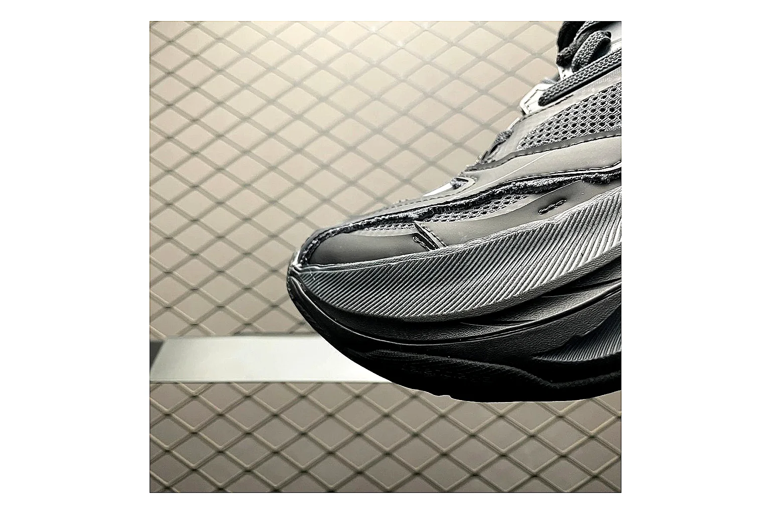 Balenciaga Track Grey Black Runner comparison signal photo with black grey track chunky runner with mixed upper and chunky shape thumbnail 5