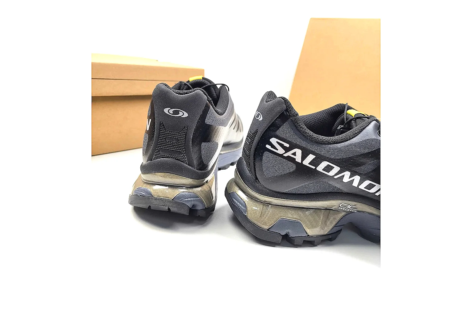 kakoscout.com Balenciaga Track Black comparison signal card six-photo gallery thumbnail 5