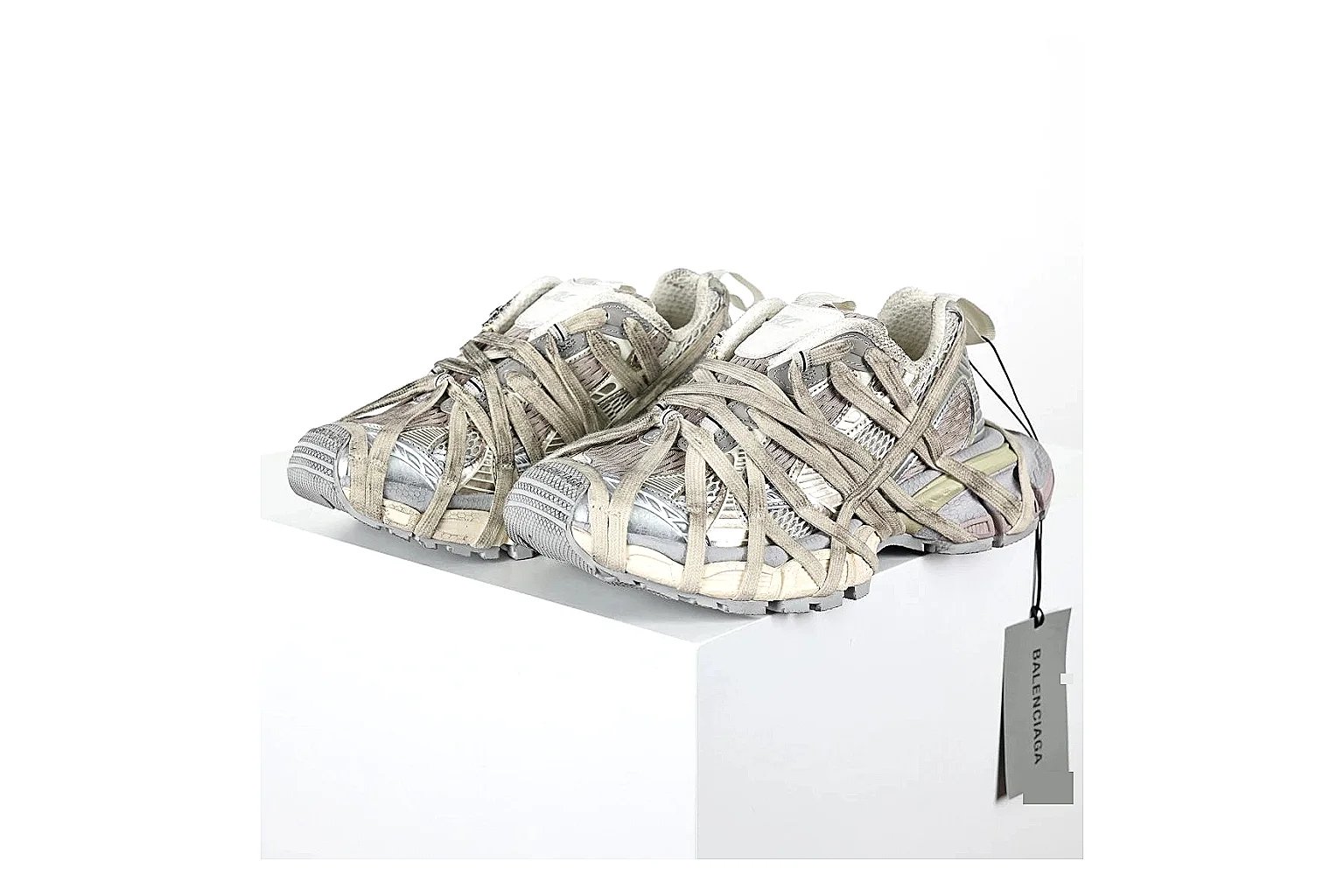 kakoscout.com Balenciaga Track Silver Gray comparison signal card six-photo gallery thumbnail 2