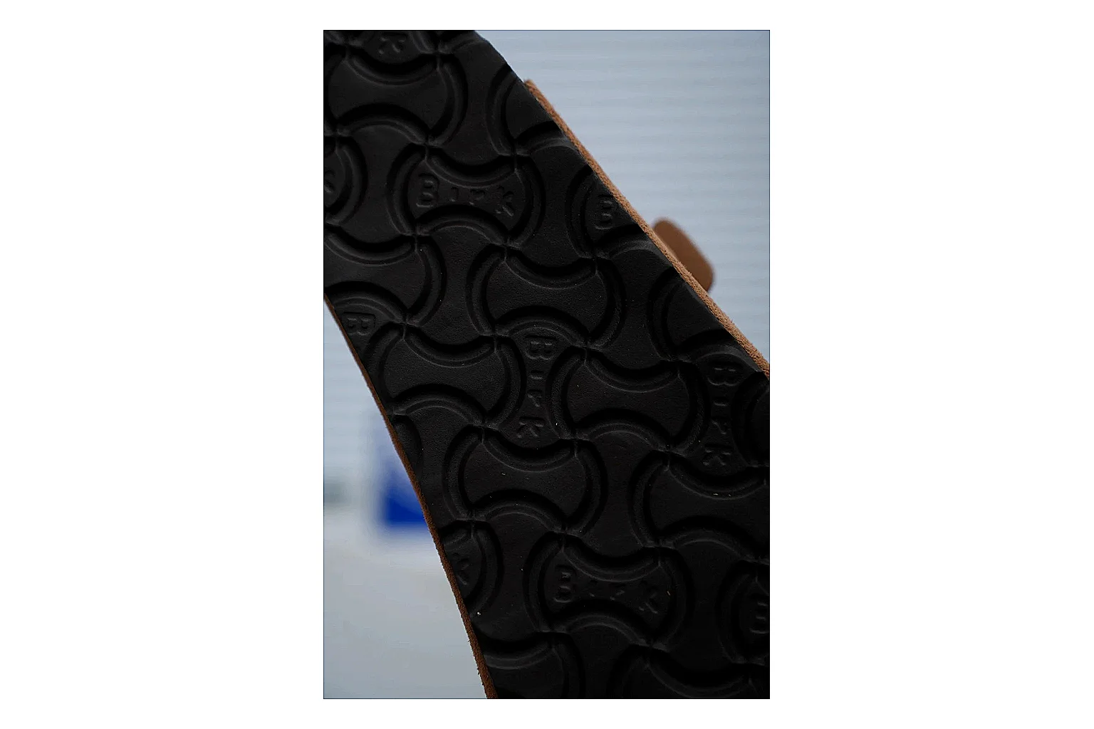 Birkenstock Arizona Tan Cork Slide comparison signal image with warm brown upper, adjustable buckles and contoured footbed for easy casual outfits thumbnail 4