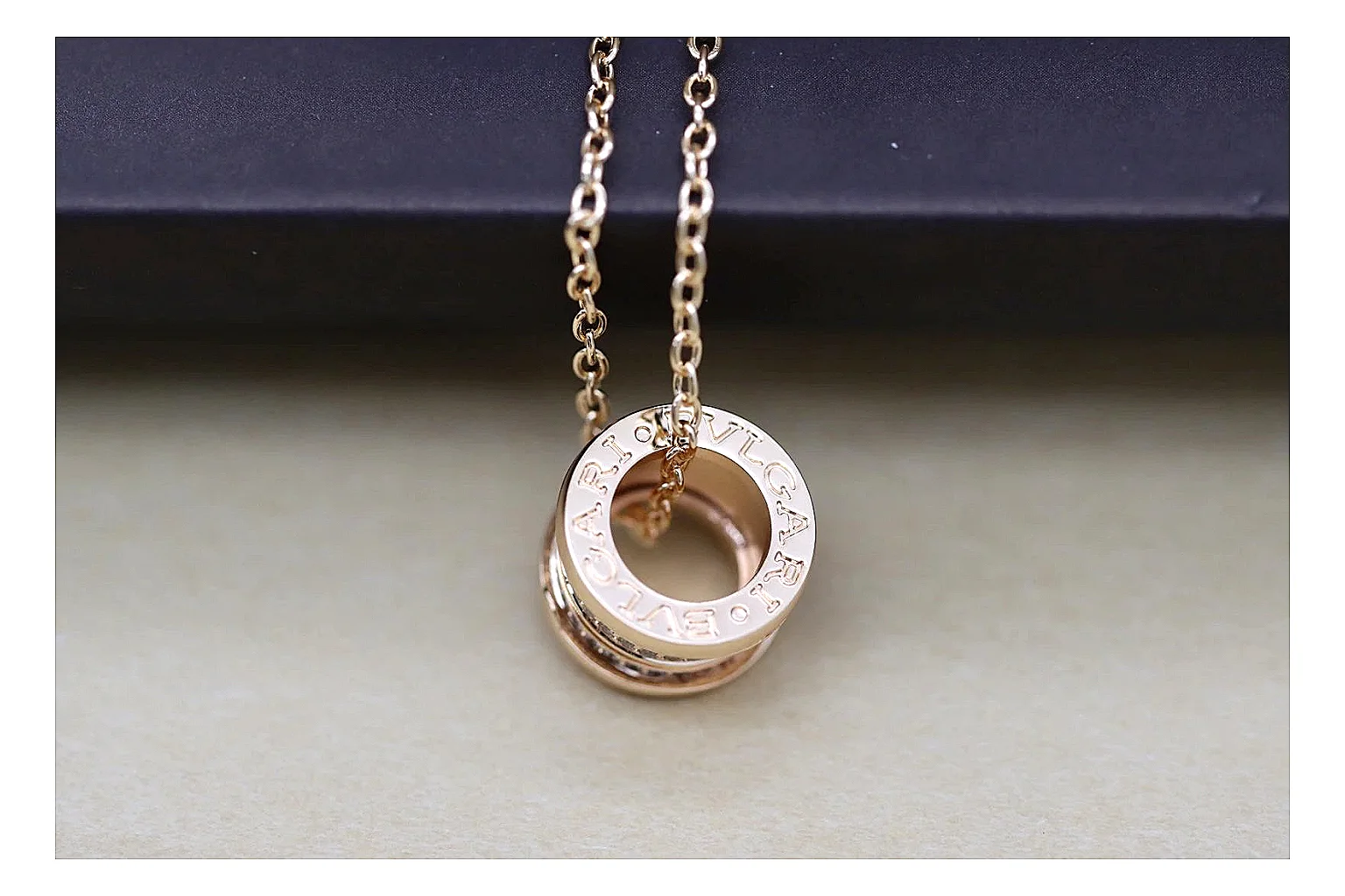 Bulgari B Zero1 Rose Gold Accessory comparison signal image SKU 1194847982 thumbnail 3