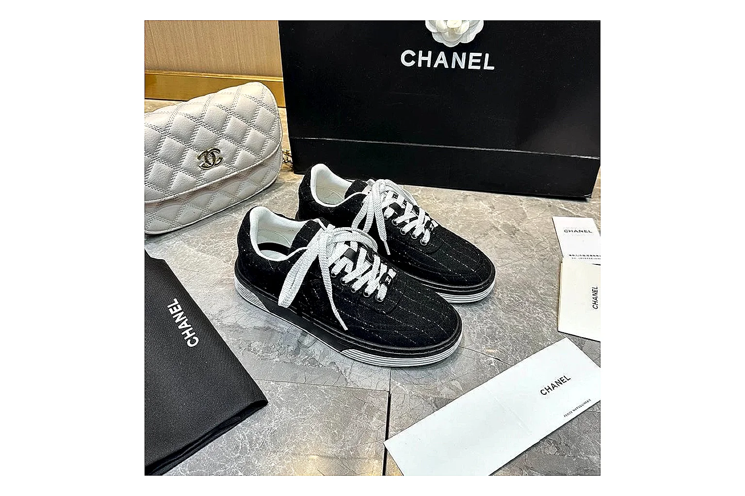 Kako Scout comparison images for Chanel Black Gray Runner Sneaker