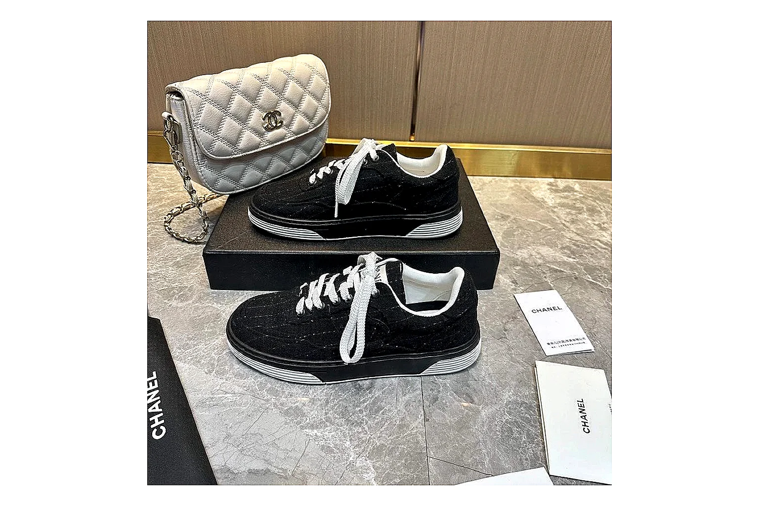 Kako Scout comparison images for Chanel Black Gray Runner Sneaker thumbnail 4