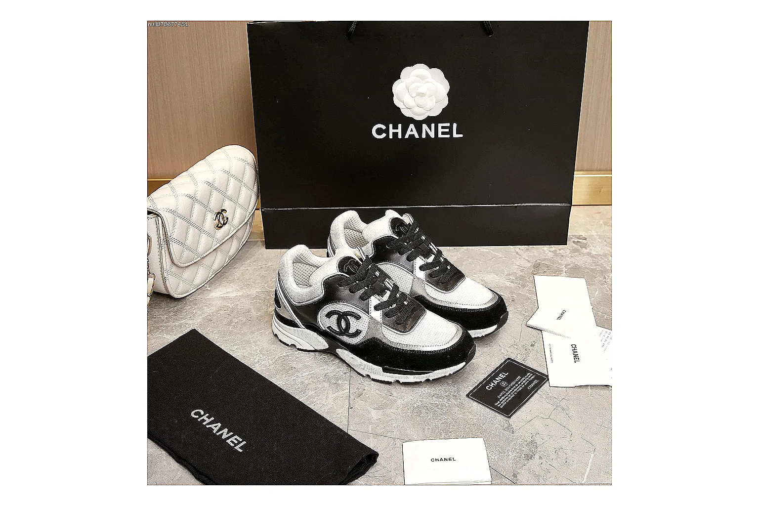 Kako Scout comparison images for Chanel Black White Runner Sneaker