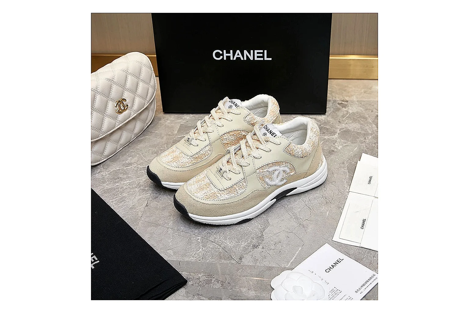 kakoscout.com Chanel Beige CC Runner 2880 Beige runner product image thumbnail 2