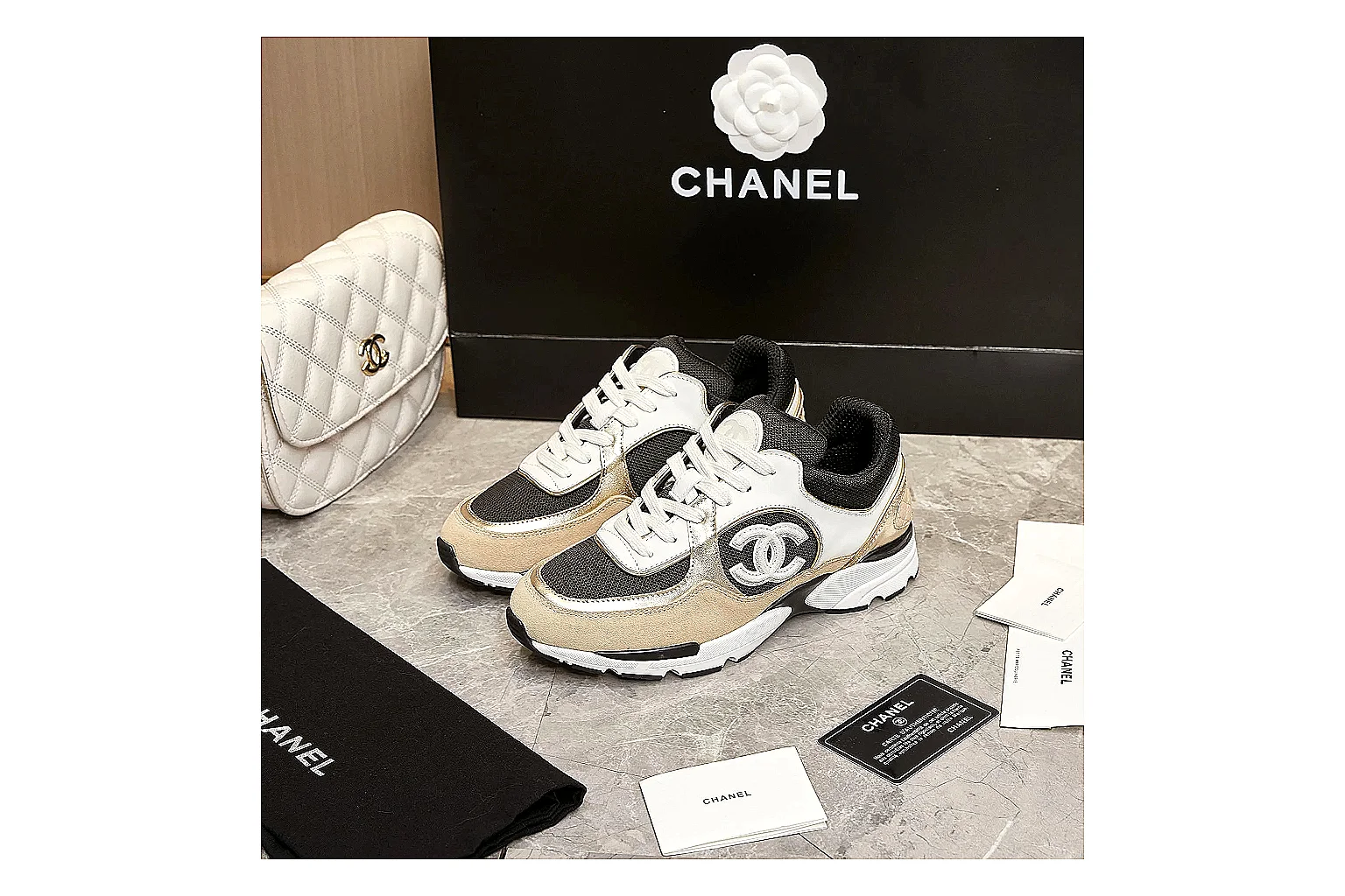 kakoscout.com Chanel Beige Black CC Runner 3638 Beige Black runner product image thumbnail 2