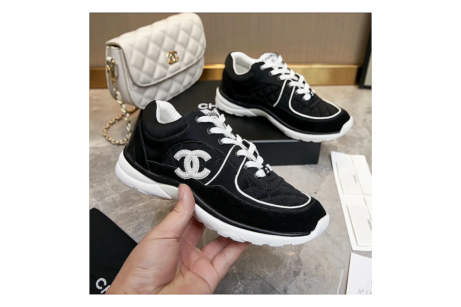 kakoscout.com Chanel Black CC Runner 2863 Black runner product image thumbnail 3