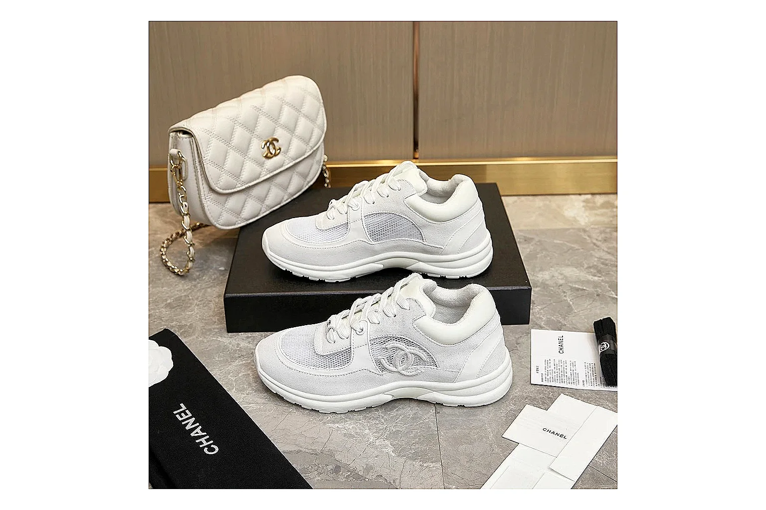 kakoscout.com Chanel White CC Runner 2774 White runner product image thumbnail 3
