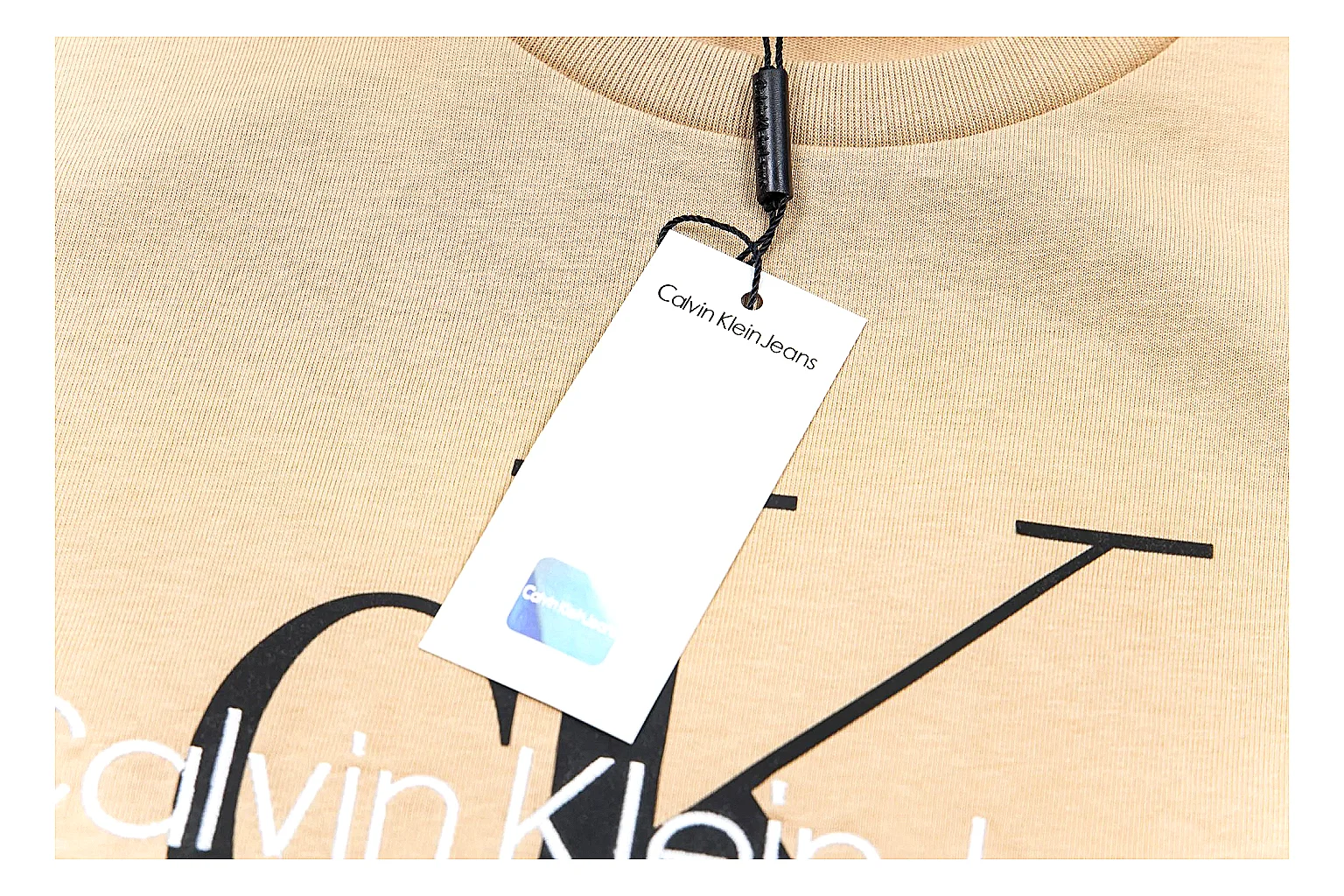 kakoscout.com Calvin Klein Cream Logo Logo Tee 0597 Cream Logo short-sleeve-tee product image thumbnail 3