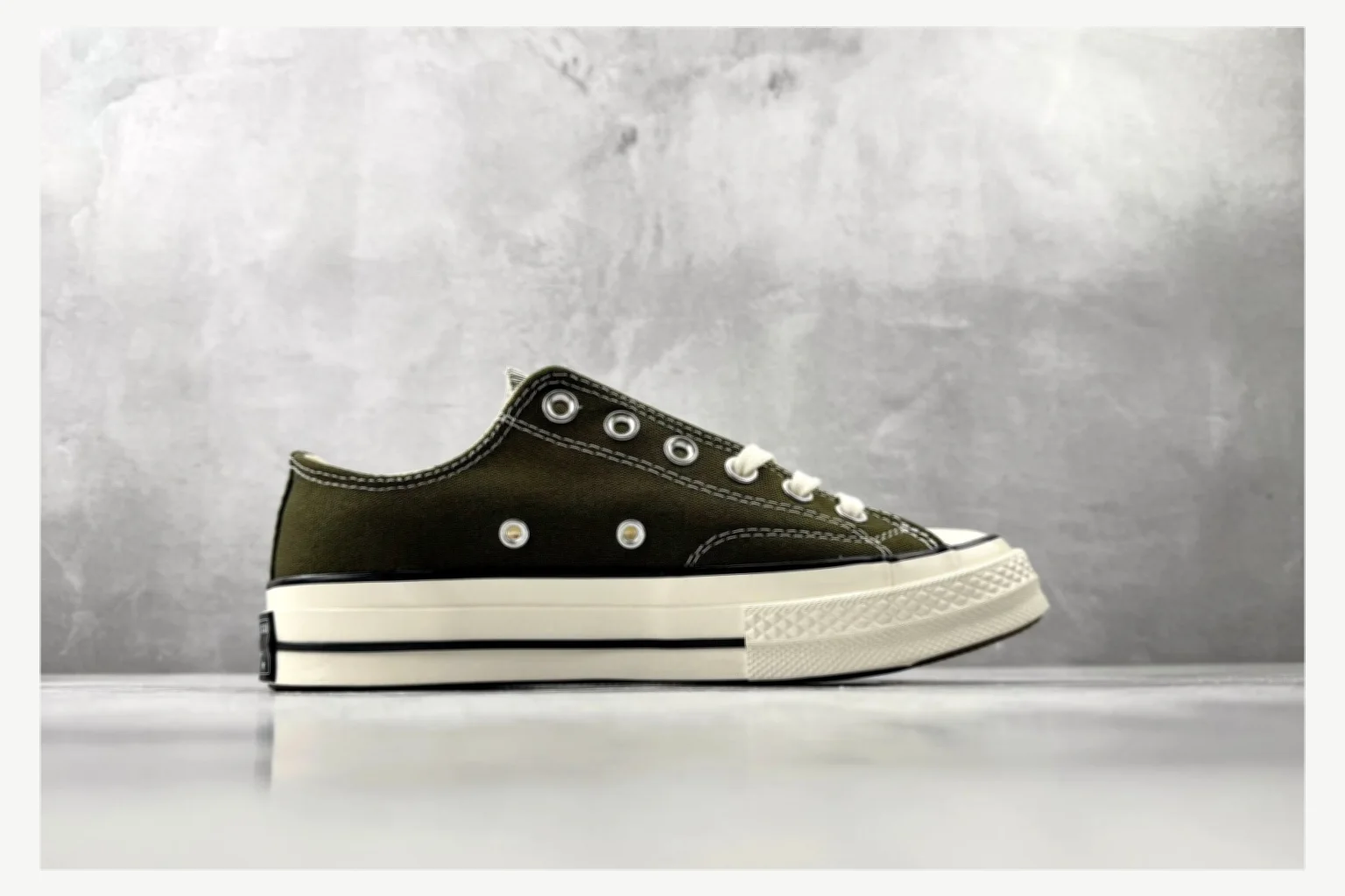 Converse Chuck 70 Olive Low Top comparison proof image SKU 1182167372 thumbnail 6