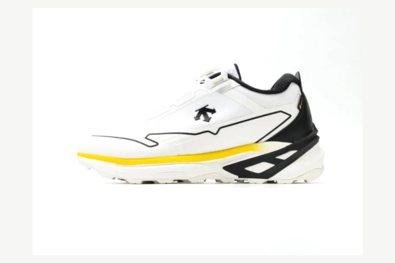 Descente Sport Runner Purple White Runner comparison proof image SKU 1182167221